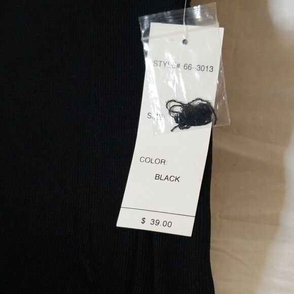 Finity Beaded Neckline Sleeveless Blouse New with Tags Size M - Picture 3 of 5